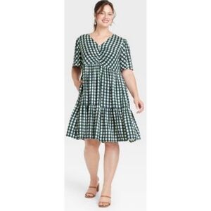Ava & Viv Midi Short Sleeve Green Gingham Tiered Dress
